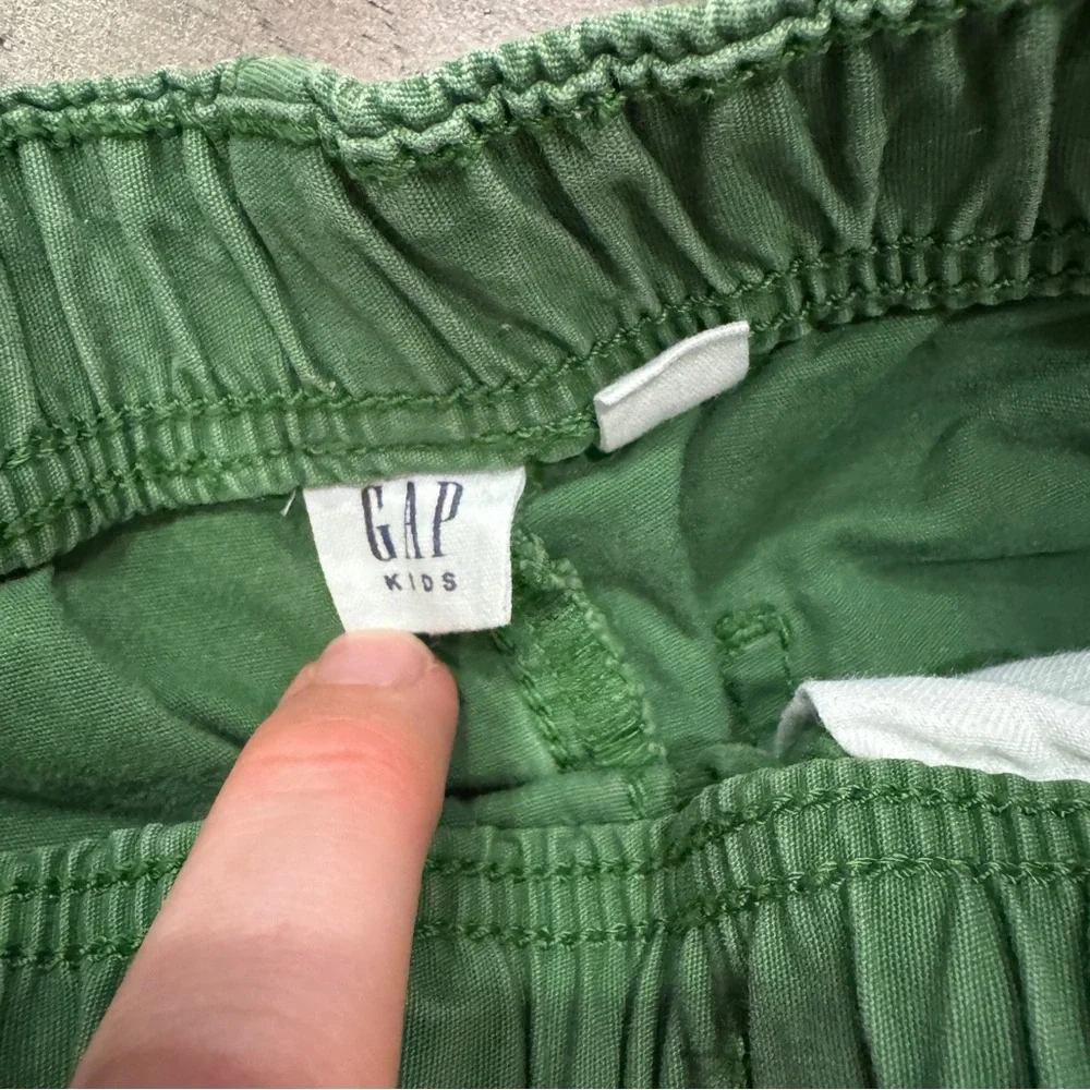 Boys Green Gap‎ Shorts M 8-9